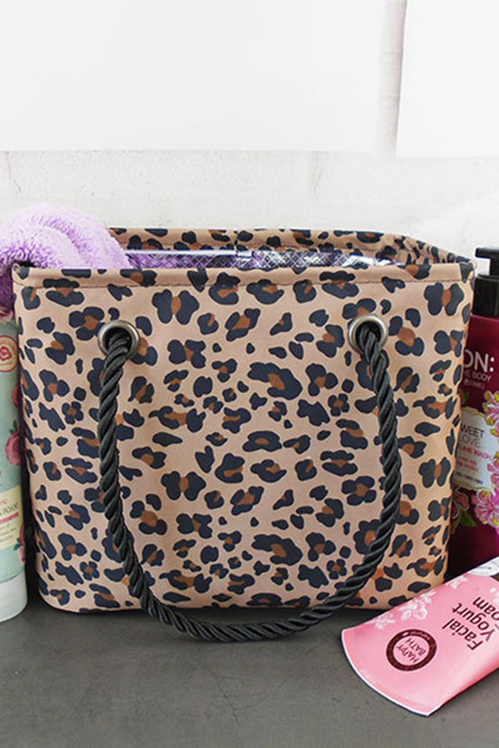 White Leopard Waterproof Canvas Toiletry Bag