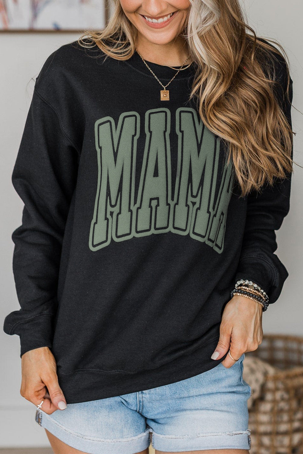 Black Mama Graphic Print Crewneck Sweatshirt