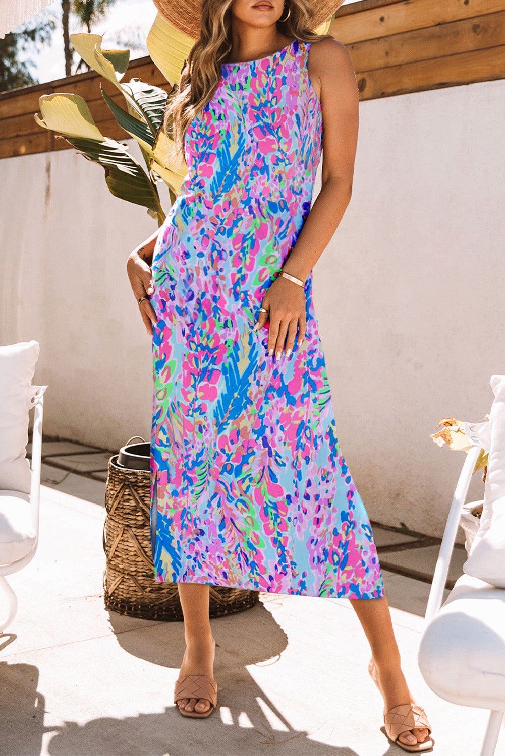 Fluorescent Printed Round Neck	 Sleeveless Maxi Dress